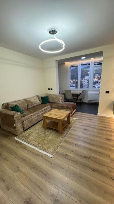 Peace And Love Luxury Apartment In Center, New Bazaar 2 Tiranë Eksteriør bilde